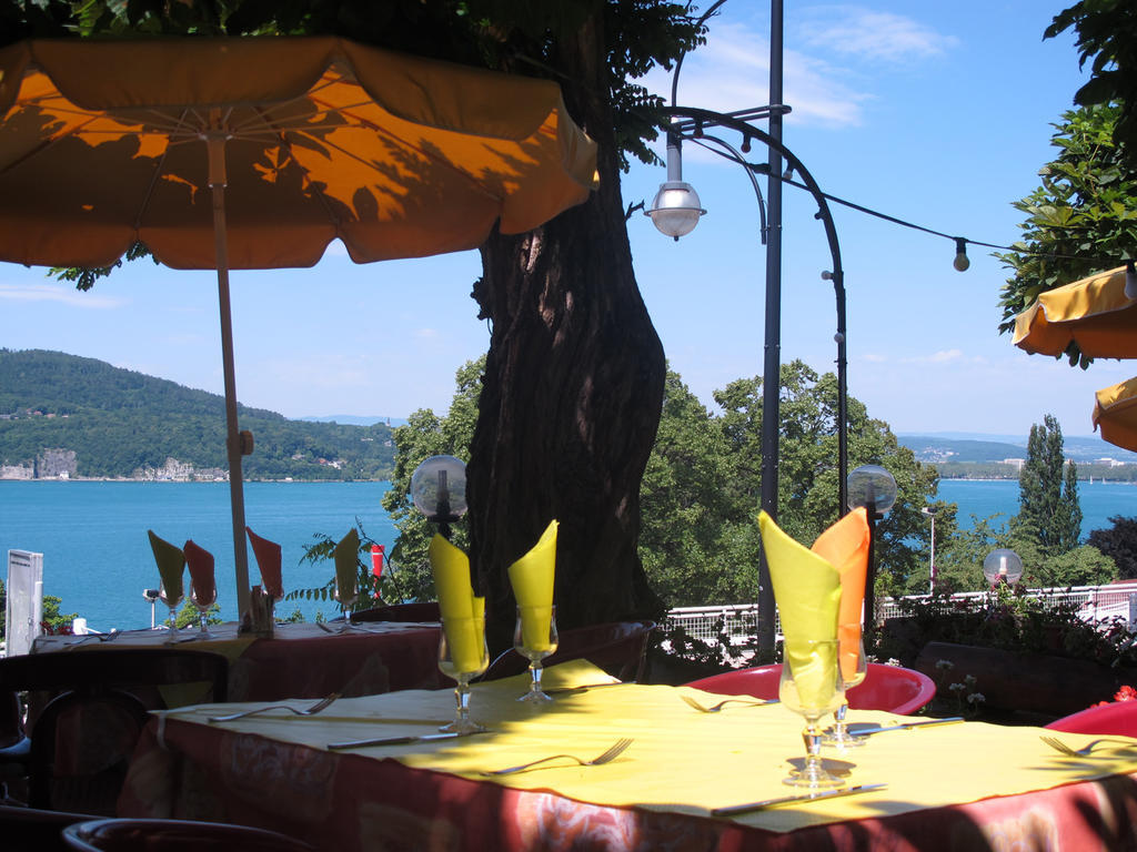 Hotel Restaurant - Acacias Bellevue Veyrier-du-Lac Dış mekan fotoğraf